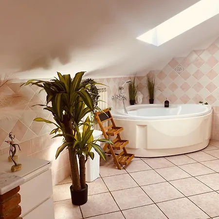 Villa Cupido Rifugio Romantico Con Spa Privata E Terrazza Vicino Torino Vakantiehuis Pianezza